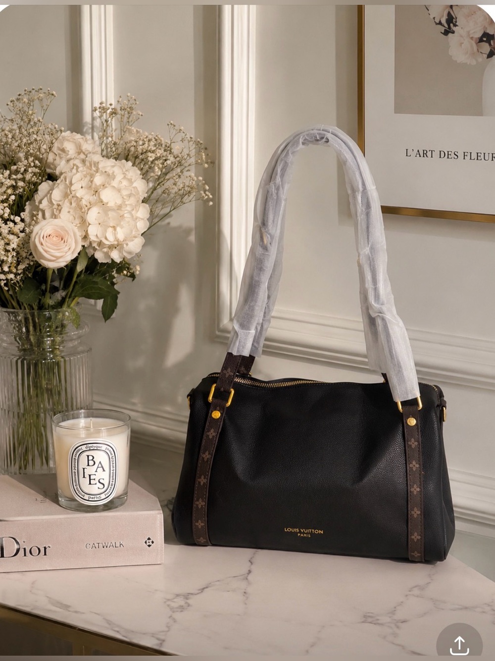 Black Leather Crossbody Bag - Black. Not authentic